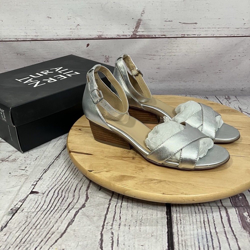 Naturalizer Silver Metallic Block Heel‎ Sandals Ankle Strap Womens Size 9.5